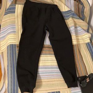 (L) Black sweatpants